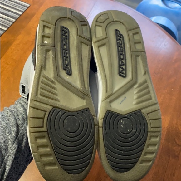 Air Jordan 3 Retro BG - Picture 4 of 9